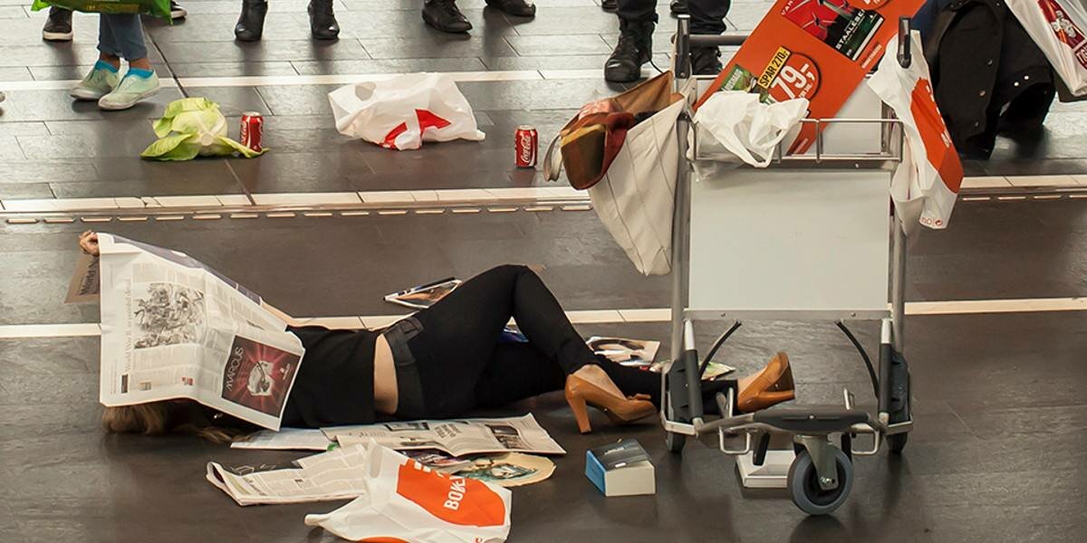 Marthe ramm fortun inverted sky performance oslo train station 2012