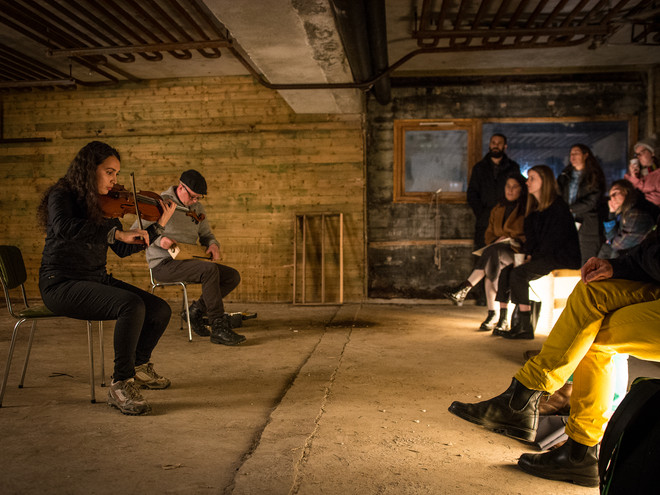 Black-legged Kittiwake. 
Performance by Hanan Benammar and Espen Sommer Eide during the second edition in 2018.
Photo: Laimonas Puisys