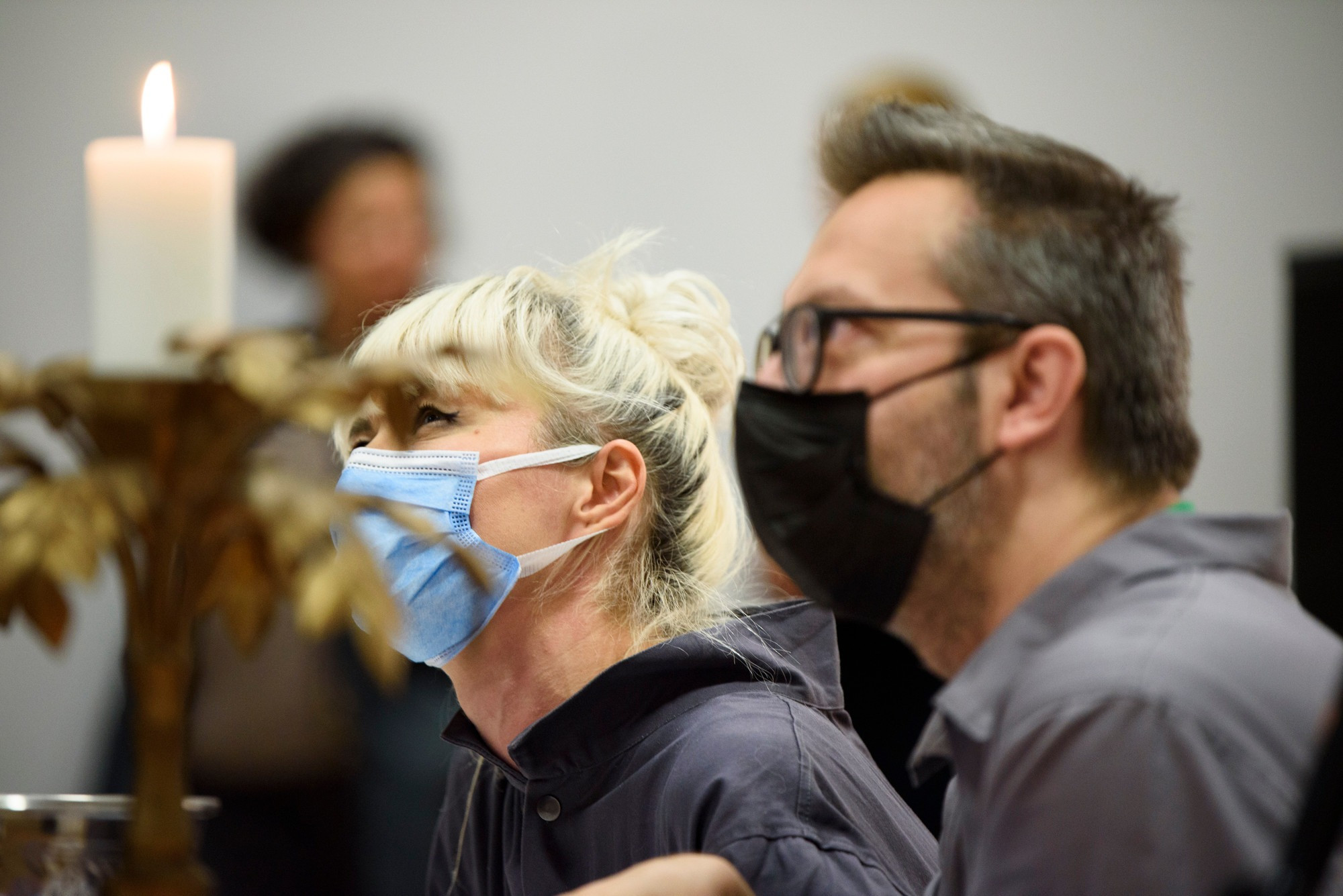 “Magpies to the echoes exchange” takes shape of a dinner ~ conversation piece ~ non linear effort of being together. Performance by Apparatus 22. Photo: Daniel Vincent Hansen.