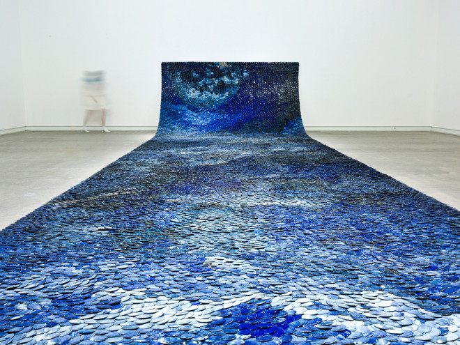 The Silk Roads, from The Exotic Dreams and Poetic Misunderstandings project. Solo exhibition at Kunsthall Grenland, 2019. Cobalt blue porcelain, 10 x 4 M. Photo: Aliona Pazdniakova